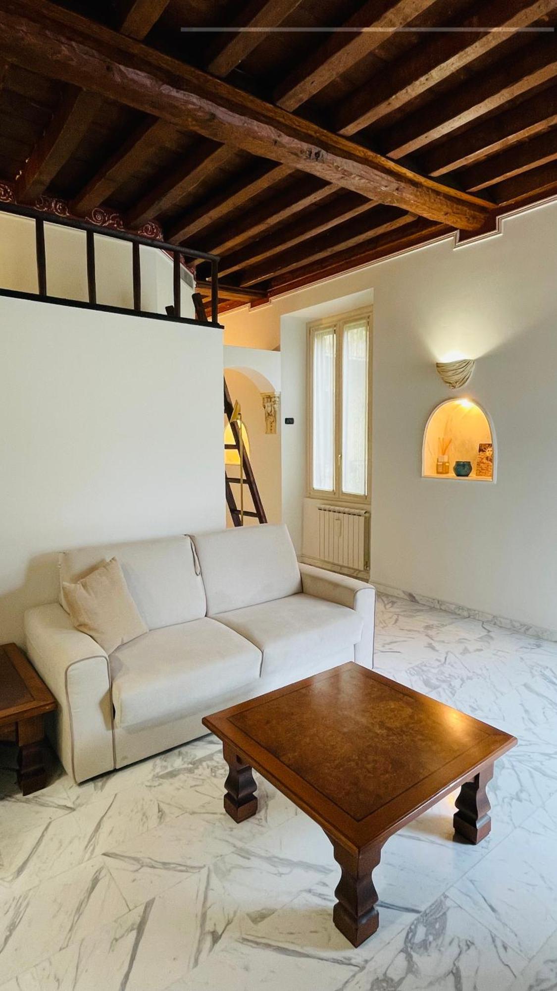 Charming Flat, Central And Close To Metro ミラノ エクステリア 写真